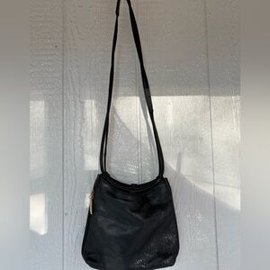 Vintage Classic Black leather  Shoulder Bag